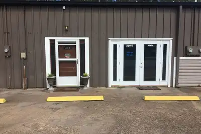 Image de 318 E. Rue principale Varsovie, Mo. 65355