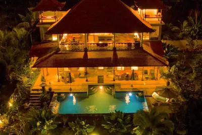 Image de Villa de 5 chambres avec piscine privée