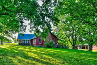 Image de Cottage Stirling à la ferme Ozark Highlands