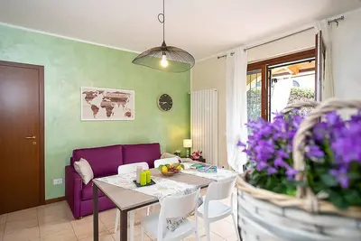 Image de Regarda - appartement L'Archetto with private garden, WiFi, pool