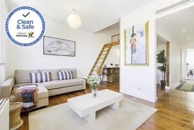 Image de Quartier historique Maison d'André · Vila Berta Premium 5persons