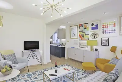 Image de The Cabin - Deux Chambres Maison, Couchages 4