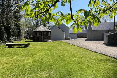 Image de Nancy’s Farmhouse au bord de la voie verte