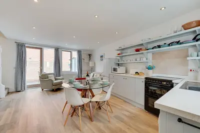 Image de East Mews Cottage - Deux Chambres Maison, Couchages 4