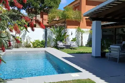 Image de Villazul. Villa avec piscine à 500 mètres de la plage