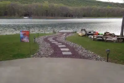 Image de Belle propriété au bord du lac - ** Propriétaires de propriété Eagle Rock Resort seulement **