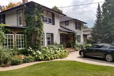 Image de Belle maison vintage sur la chaîne des lacs d'Alexandrie