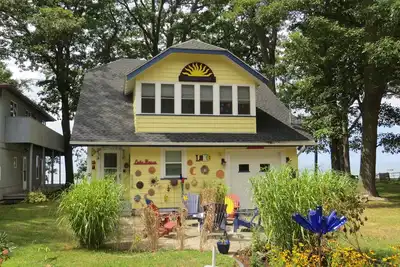 Image de Lac Erie Waterfront avec le coucher du soleil! ! !