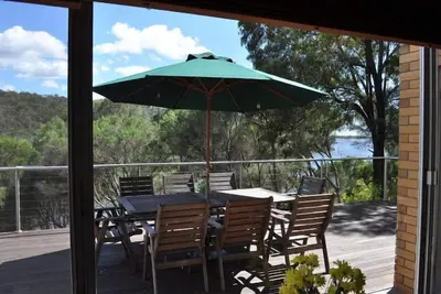 Image de Retraite au bord du lac - Façade de l'eau - Retour au lac - Animaux acceptés - Promenade en ville / à la plage