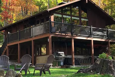 Image de Jackson, Nh maison de style montagnard avec de belles vues et un excellent emplacement