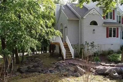 Image de Réduction de séjour de 7 jours. Pass club de lac inclus. Demander qoute 4 courts séjours. Wifi