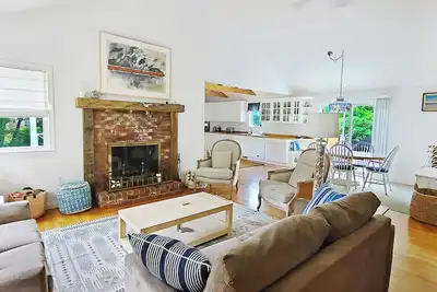 Image de Bright 3bd Lieutenant Island Retreat - Marchez vers l'eau!