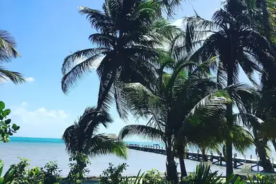 Image de 175 $ / nuit! Parfait condo face à la plage! Des vues magnifiques!