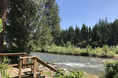 Image de Auberge sur la rivière Blackfoot, Llc