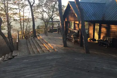 Image de Belle et spacieuse deux lits, deux cabines de bain nichées dans les montagnes de Kiamichi