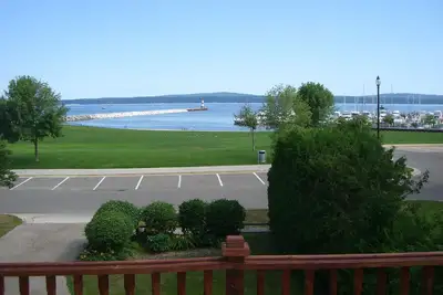 Image de Petoskey Getaway - Great View - pied de tout