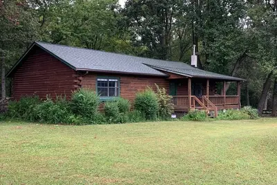 Image de Anna Valley Farm Log Home - 1/2 h à Uva Cville et à proximité des vignobles