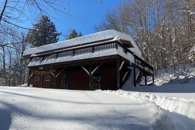 Image de Spacieux chalet de montagne Okemo à Ludlow sur le sentier Vast