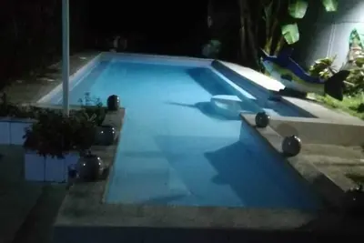 Image de Appartement récemment rénové et hub pour les activités des Caraïbes