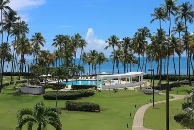 Image de Crescent Cove 93 - Étapes de la plage de Exclusive Palmas del Mar Resort