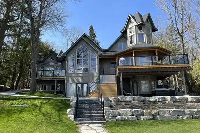 Image de Chalet Water Front toutes saisons sur le lac Simcoe