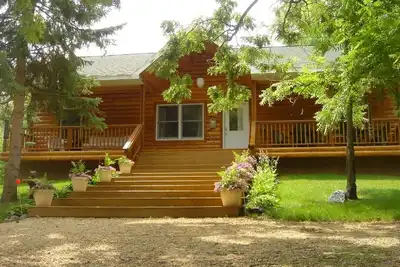 Image de Location de chalet à Stillwater Cabin Inn The Woods