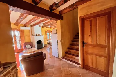 Image de Cottage avec terrasse et jardin