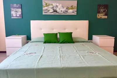 Image de 2 Grand et légèrement Bdr - Wifi & Garage gratuits près de Malpensa-Rho Fiera-Lakes