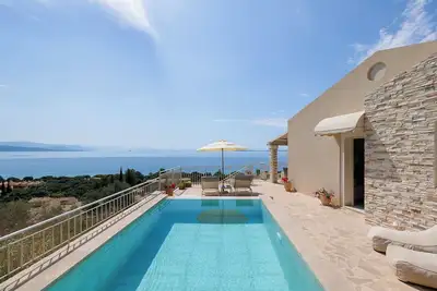 Image de Alemar House - Maison de vacances avec vue spectaculaire sur la mer, à 150m de la plage