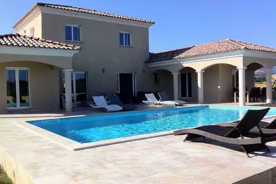 Image de Villa haut de gamme / grand standing a Folelli / Wifi gratuit
