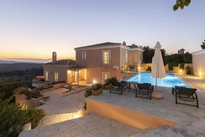 Image de Villa Kallisti - 5% de réduction sur les réservations de juin, juillet et septembre!