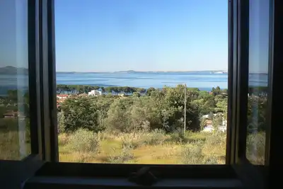 Image de Appartement avec jardin 4 personnes avec belle vue sur le lac et un parking pratique