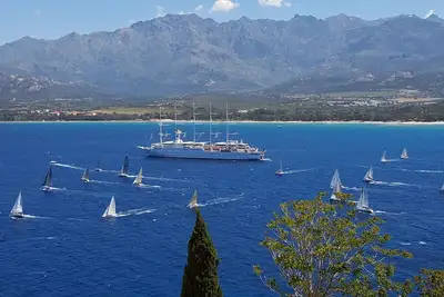 Image de Appartement Calvi Citadelle vue mer, proche plage et ville n° 2b050-000163-25