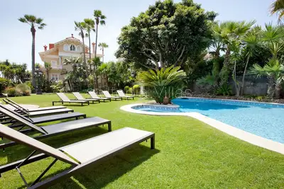 Image de Superbe villa en bord de mer - climatisation, maison d'hôtes, wifi