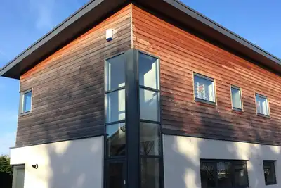 Image de Logement de luxe moderne, près de la plage