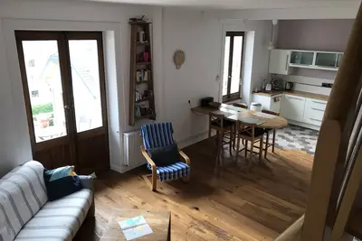 Image de Spacious, Bright, 5 min walk old town and lake, with Parking place