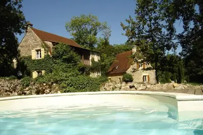 Image de 2 maisons de charme dans le Périgord Noir