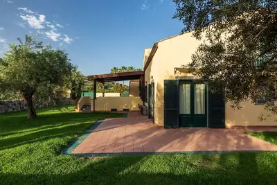 Image de a charming luxury villa in the countryside of Taormina surrounded by g