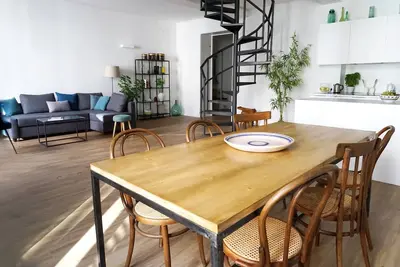 Image de T-home - Appartement élégant dans le centre de Palerme