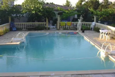 Image de Villa climatisée, wifi  gratuit\n 3 Salle de bains, 3 wc \n. 20 maxi /16 adultes