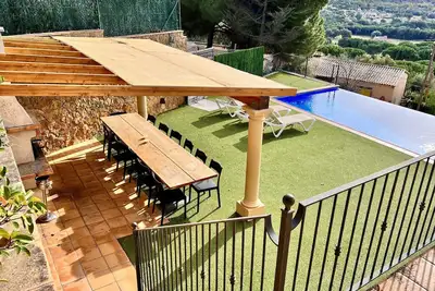 Image de Maison de luxe Mas Ambros avec piscine, jardins et barbecue