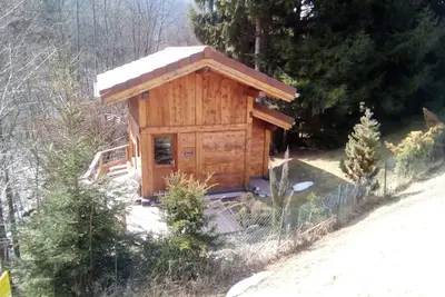 Image de Mazot (petit chalet) déco montagnarde, confortable et bien équipé.