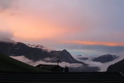 ferme de montagne idyllique, avec une vue magnifique sur le Zillertal et Inntal!
