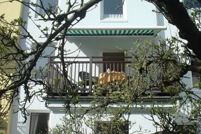 Image de Excl. Etage: 3 chambres, balcon, <br>réservé aux adultes, endroit calme à Eppendorf