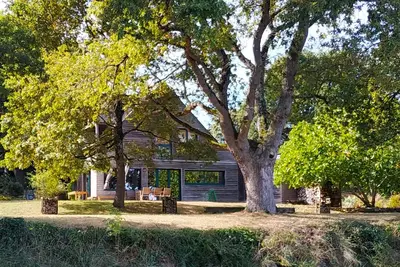 Image de Maison En Bois Au Bord Du Golfe Du Morbihan