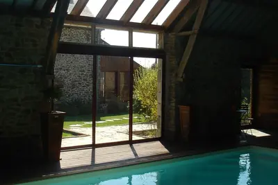 Image de Gite Du Mont Joly av piscine couverte chauffée 12 pers, proche St Malo Dinan