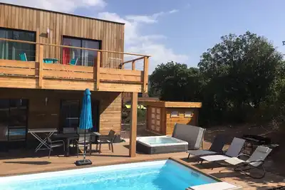 Image de Villa climatisée avec jacuzzi et piscine chauffée 9 couchages