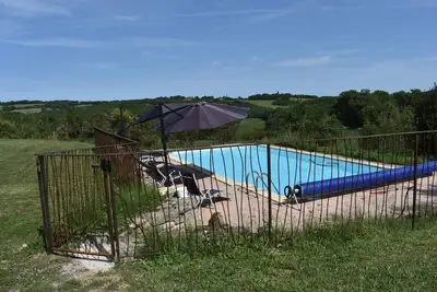 Image de Maison ancienne de charme avec Spa et piscine privés, domaine dans parc naturel