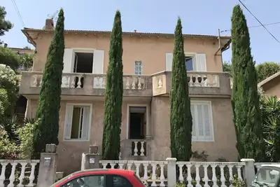 Image de Jolie villa avec avec vue panoramique sur le port et la rade de toulon