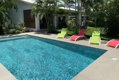 Image de Villa 'Vinlie' avec piscine à 100 mètres de la plage et lagon de la Saline